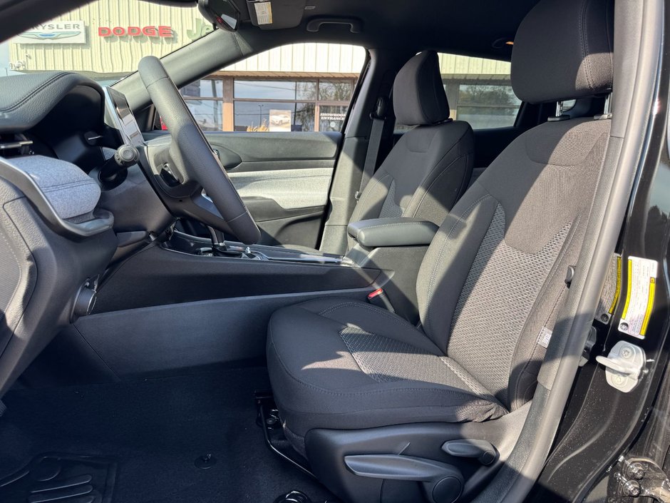 2026 Jeep COMPASS SPORT