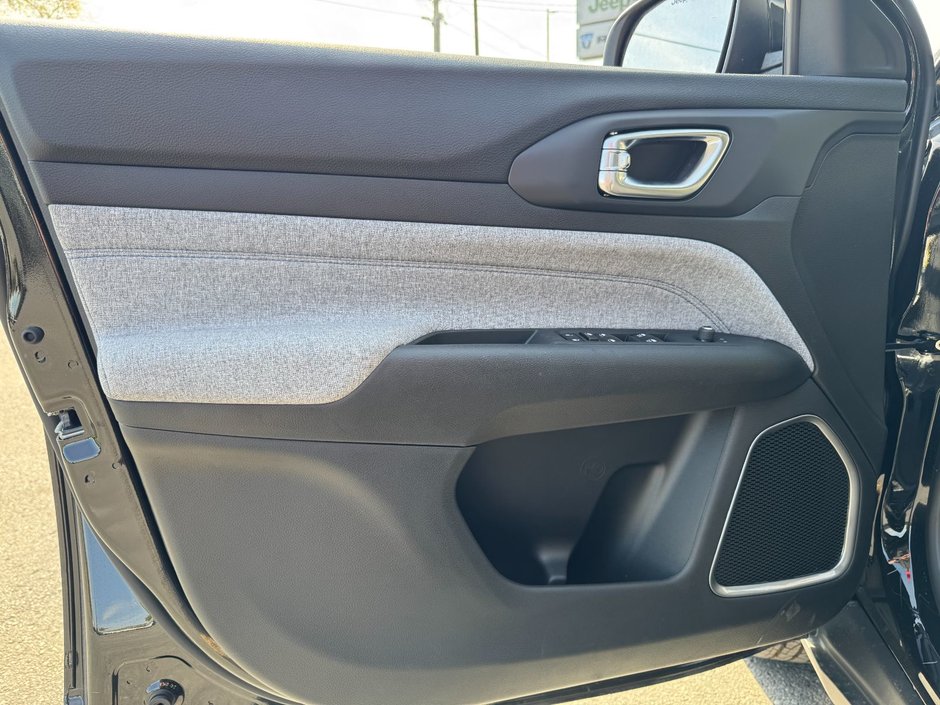 2026 Jeep COMPASS SPORT