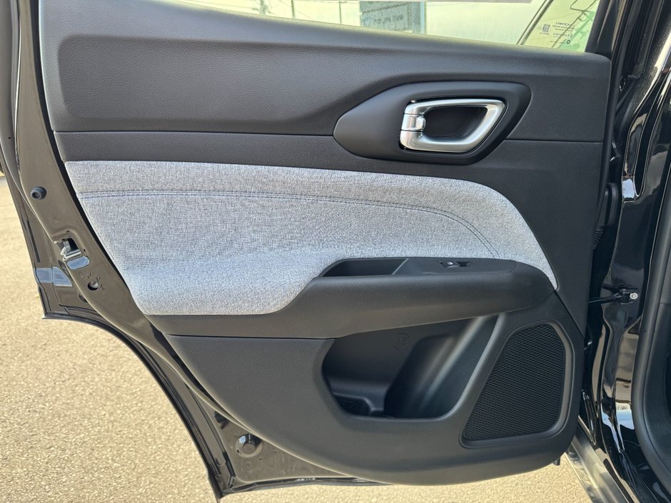 2026 Jeep COMPASS SPORT