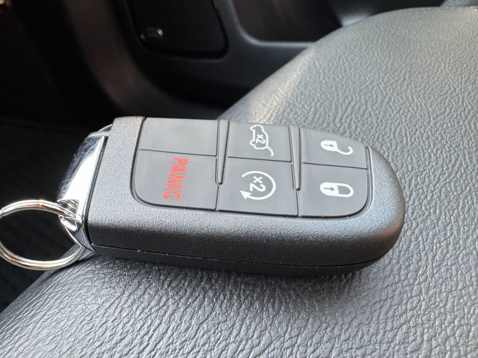 2026 Jeep COMPASS NORTH