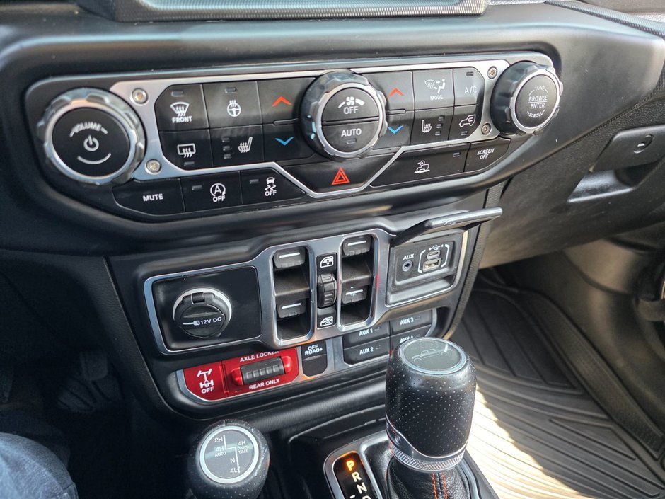 2021 Jeep Gladiator Mojave-37