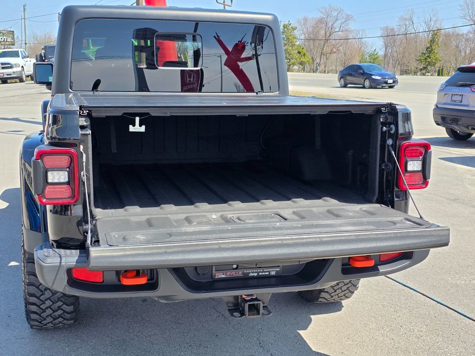 2021 Jeep Gladiator Mojave-53