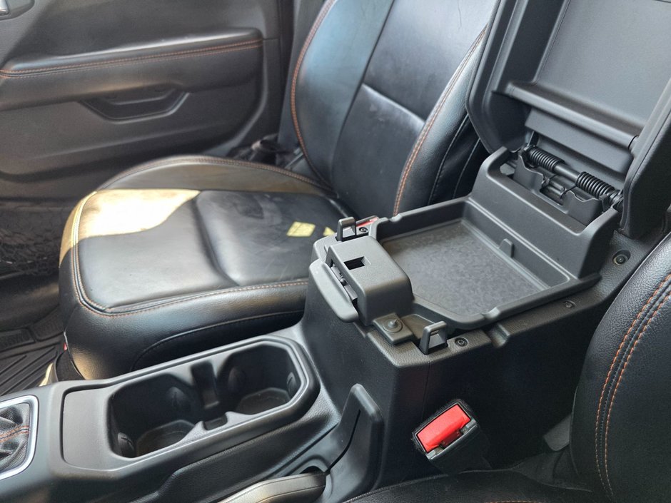 2021 Jeep Gladiator Mojave-40