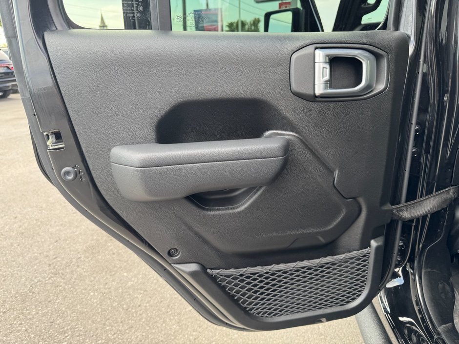 2023 Jeep Gladiator Sport S Sport S Willys / Hardtop / Tow Group / Nav