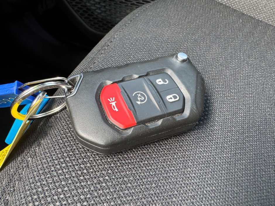 2023 Jeep Gladiator Sport S Sport S Willys / Hardtop / Tow Group / Nav