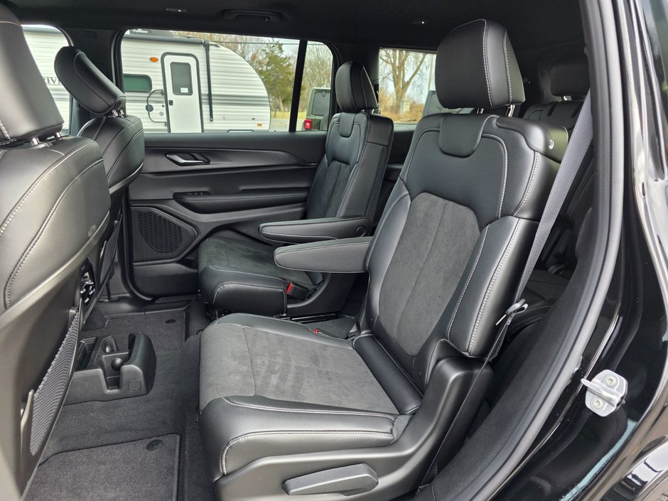2025 Jeep Grand Cherokee L ALTITUDE In-Stock - TARIFF PROTECTED PRICING!