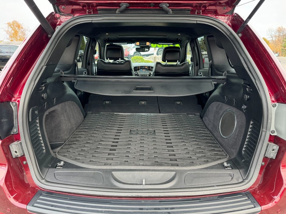 2020 Jeep Grand Cherokee Altitude-44