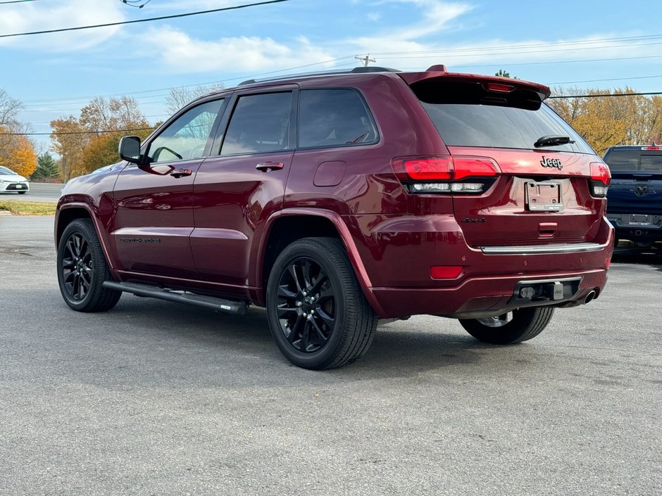 2020 Jeep Grand Cherokee Altitude-1