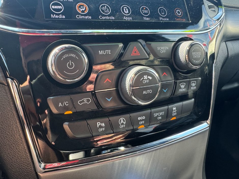 2020 Jeep Grand Cherokee Upland Edition Upland Edition / Navigation / Power Liftgate
