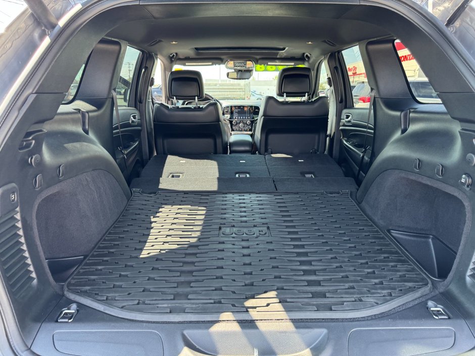 2020 Jeep Grand Cherokee Altitude Altitude Laredo / Sunroof / Heated Seats / 4x4