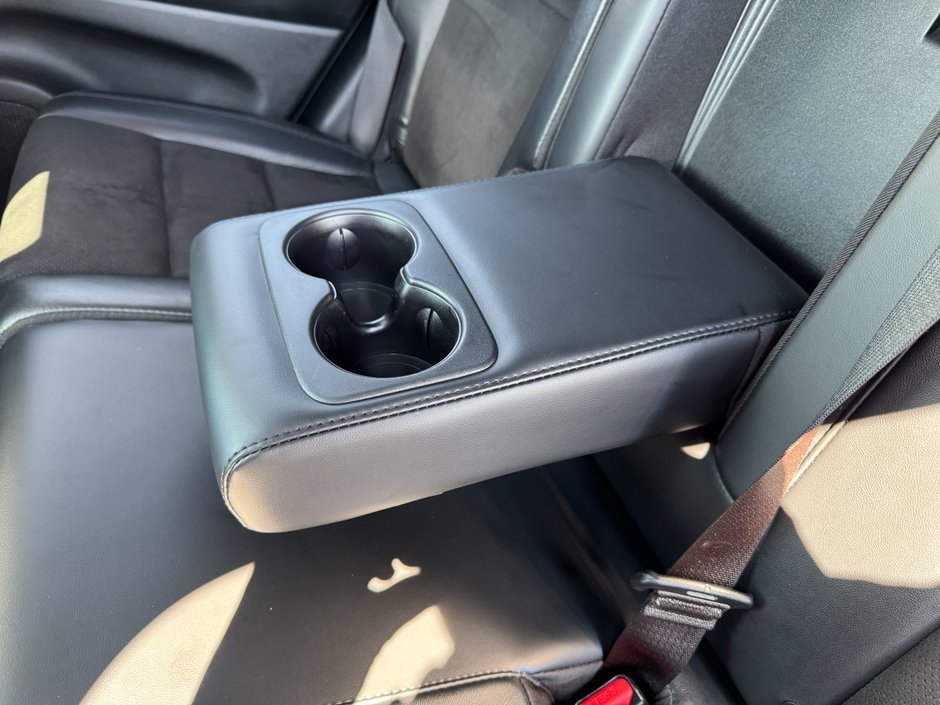 2020 Jeep Grand Cherokee Altitude Altitude Laredo / Sunroof / Heated Seats / 4x4