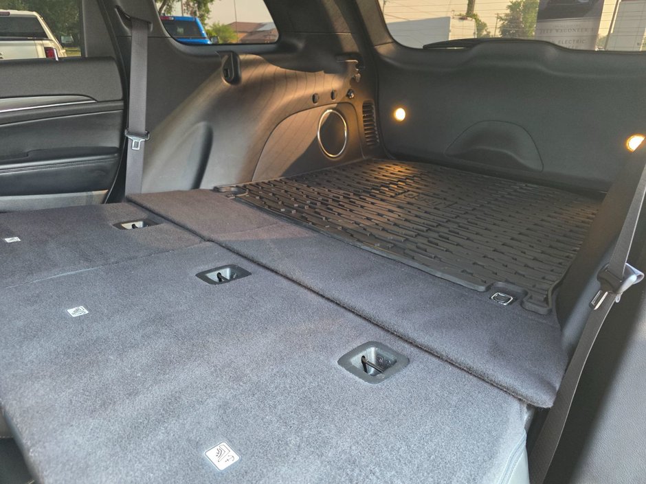 2021 Jeep Grand Cherokee Limited X Limited X / Heritage Leather Seats / Adaptive Crui