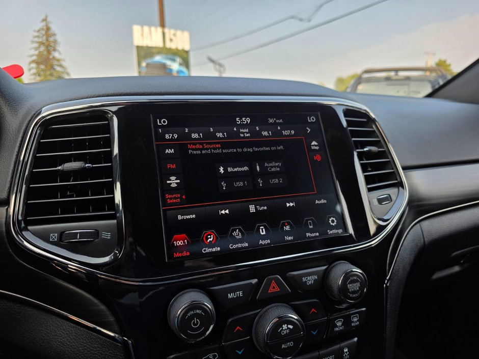2021 Jeep Grand Cherokee Limited X Limited X / Heritage Leather Seats / Adaptive Crui