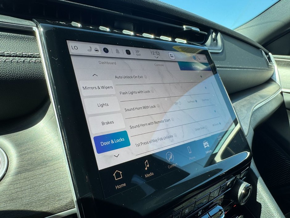 Jeep GRAND CHEROKEE LIMITED 2025