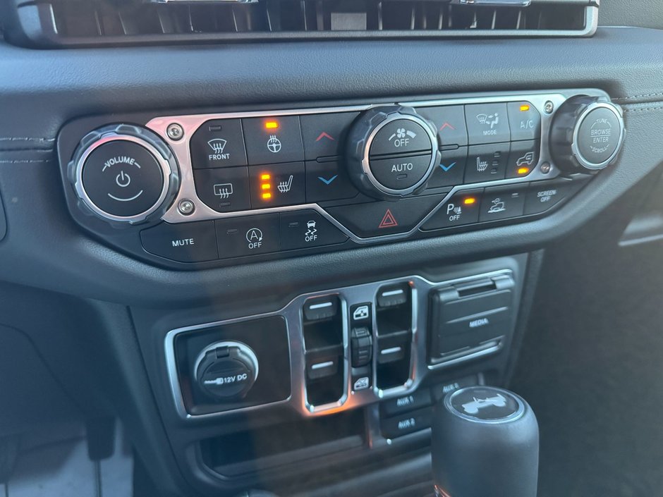 2025 Jeep WRANGLER 4-Door SAHARA In-Stock - TARIFF PROTECTED PRICING!