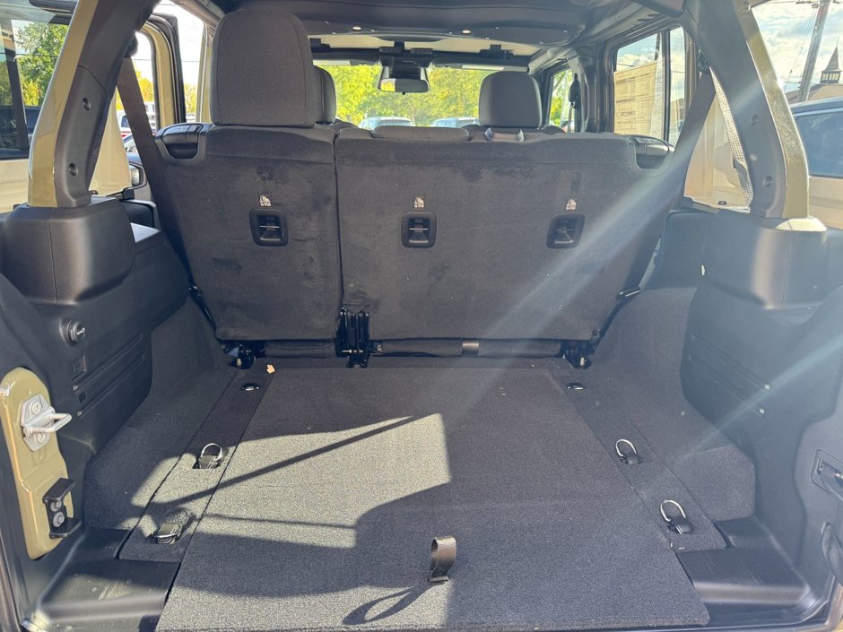 Jeep Wrangler 4-Door SPORT S 2025