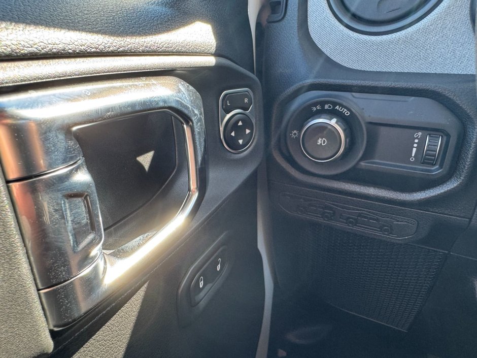 Jeep WRANGLER 4-Door WILLYS 2025