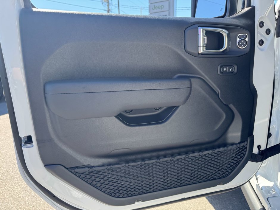 Jeep WRANGLER 4-Door WILLYS 2025