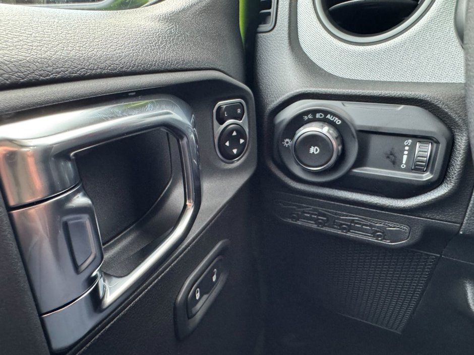 2026 Jeep WRANGLER 4-Door WILLYS
