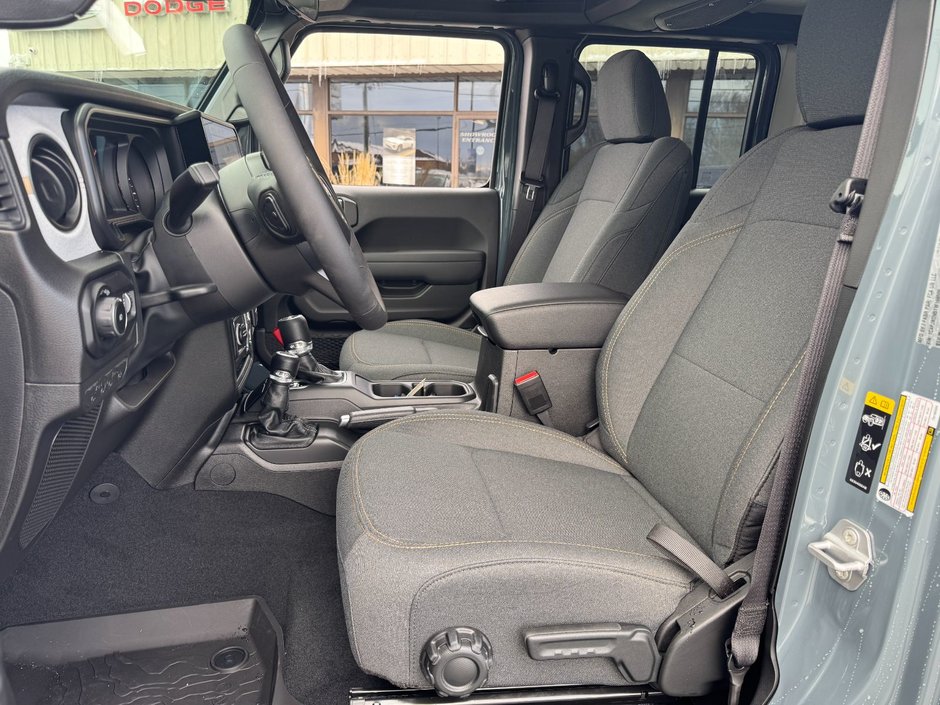 Jeep Wrangler 4-Door SPORT S 2026-6