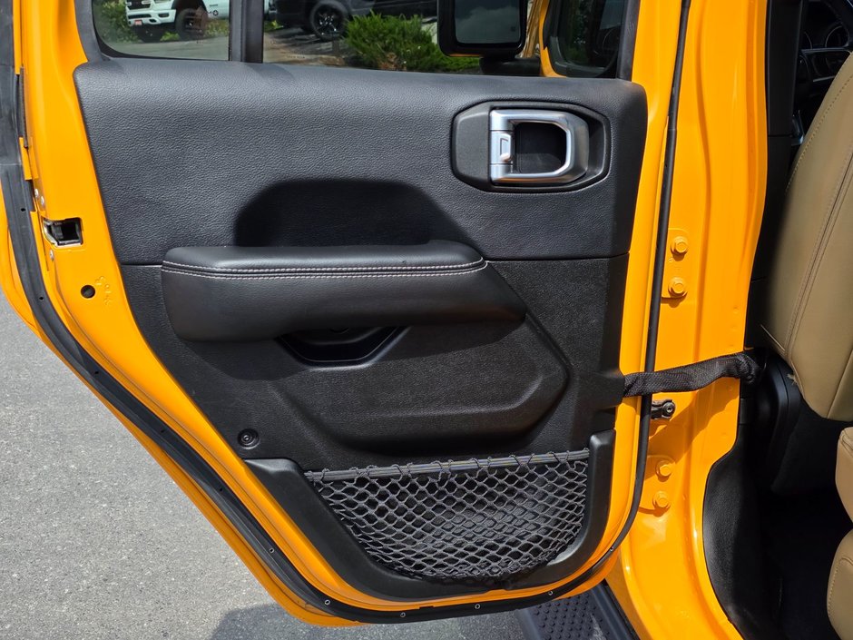 2018 Jeep Wrangler Unlimited Unlimited Sahara Unlimited Sahara / Heated Leather Seats