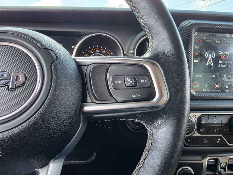 2018 Jeep Wrangler Unlimited Unlimited Sahara Unlimited Sahara / Heated Leather Seats