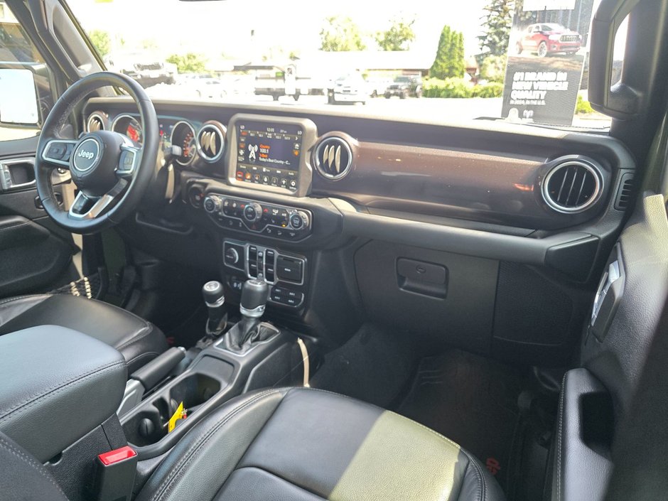 2021 Jeep Wrangler Unlimited Sahara Unlimited Sahara / Altitude / Leather Seats