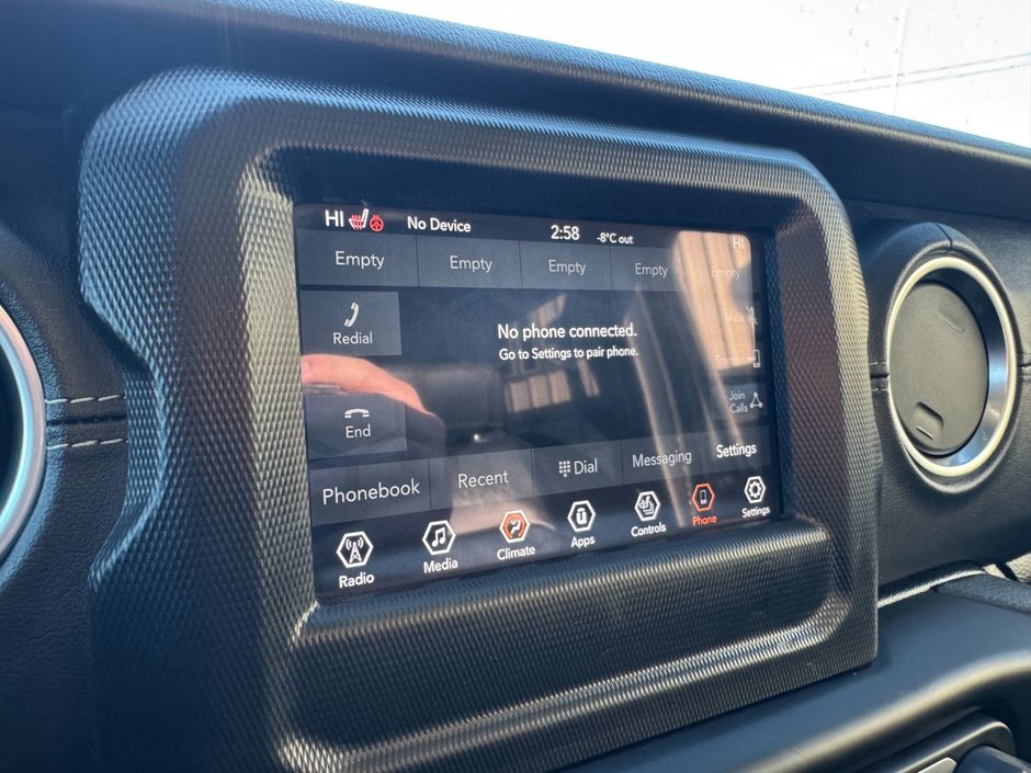 2021 Jeep Wrangler Unlimited Sahara-17