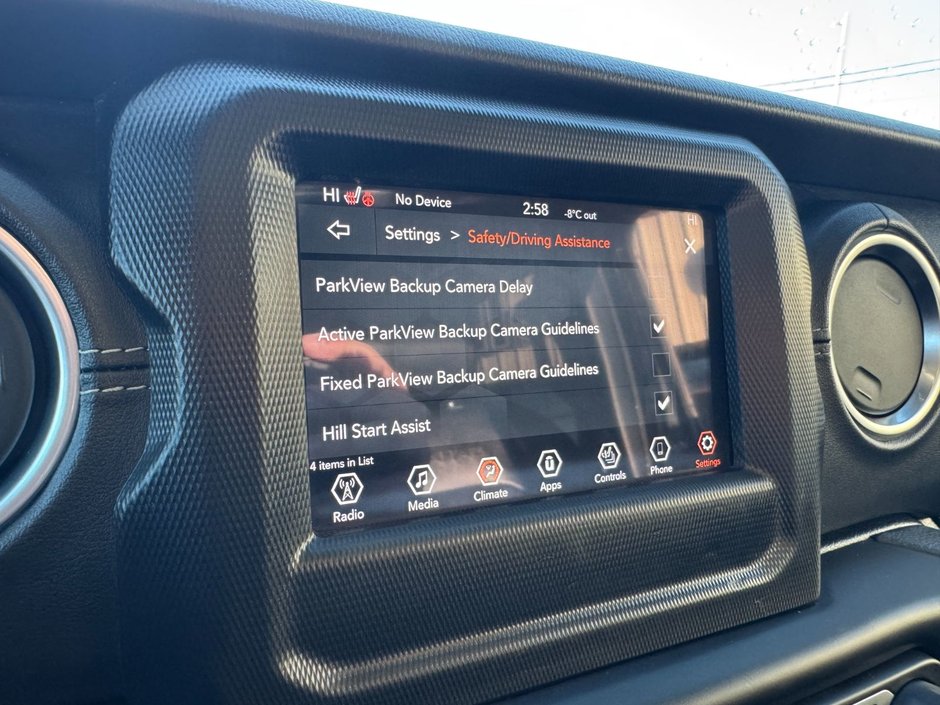 2021 Jeep Wrangler Unlimited Sahara-18