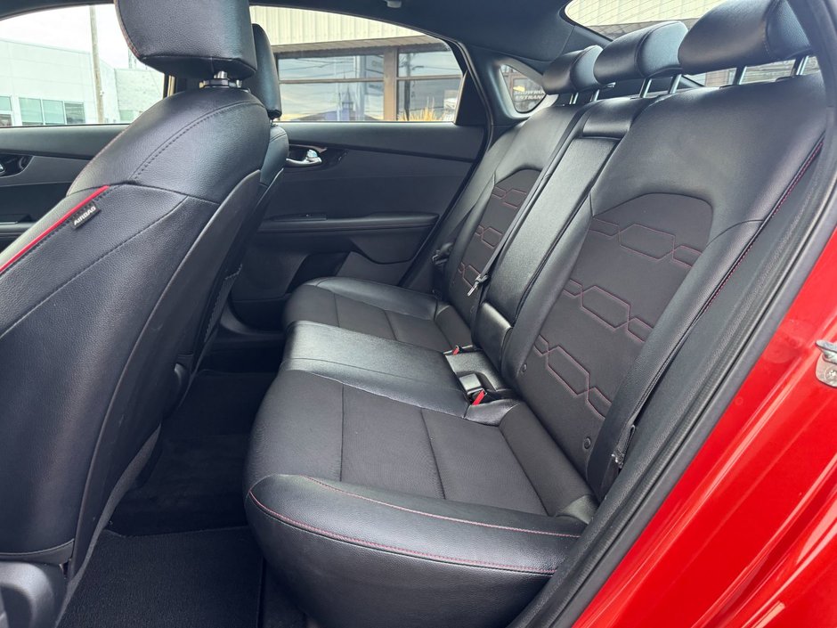 Kia Forte GT 2021-32