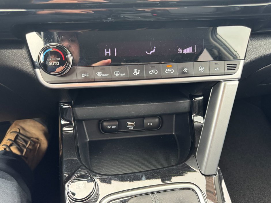 2023 Kia Seltos EX EX / Heated Seats