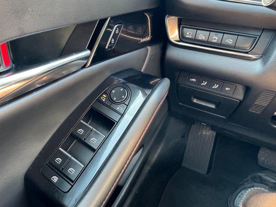 2024 Mazda CX-30 GT-12