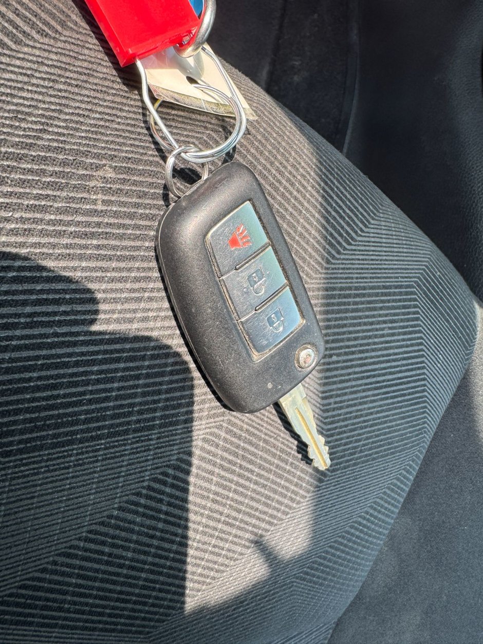 Nissan Rogue S 2014 S / Heated Mirrors / Block Heater
