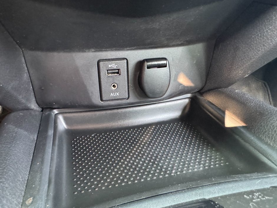 Nissan Rogue S 2014 S / Heated Mirrors / Block Heater
