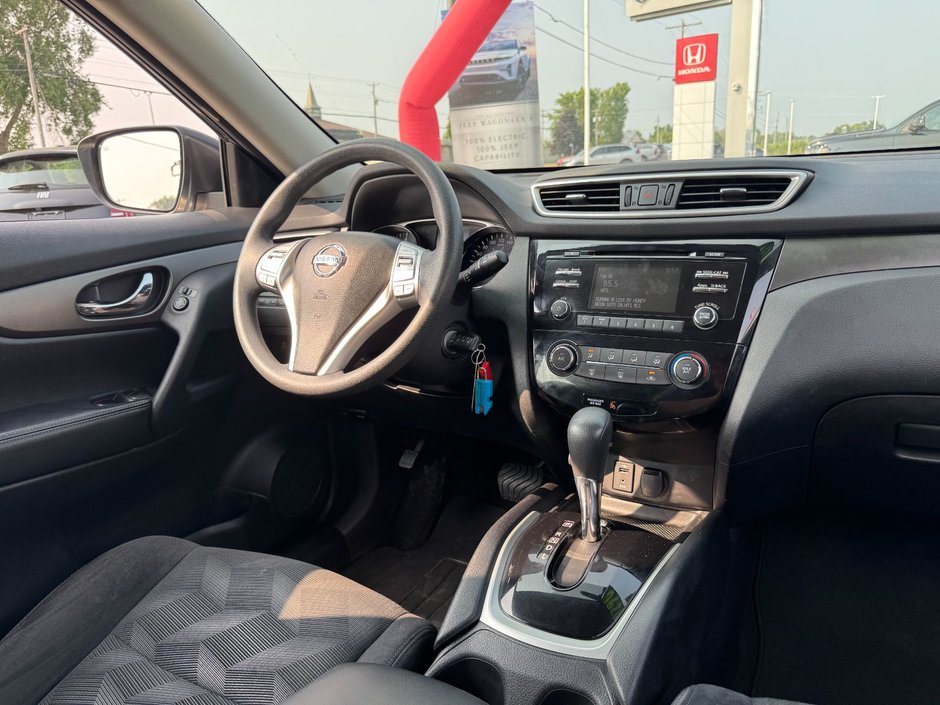 Nissan Rogue S 2014 S / Heated Mirrors / Block Heater