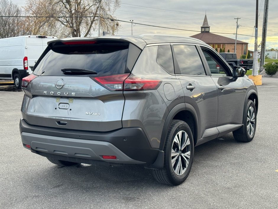 2023 Nissan Rogue SV SV / AWD / Moonroof