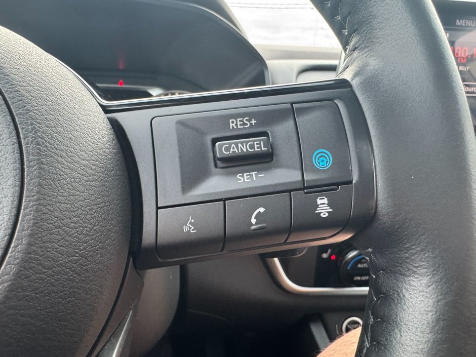 2023 Nissan Rogue SV SV / AWD / Moonroof