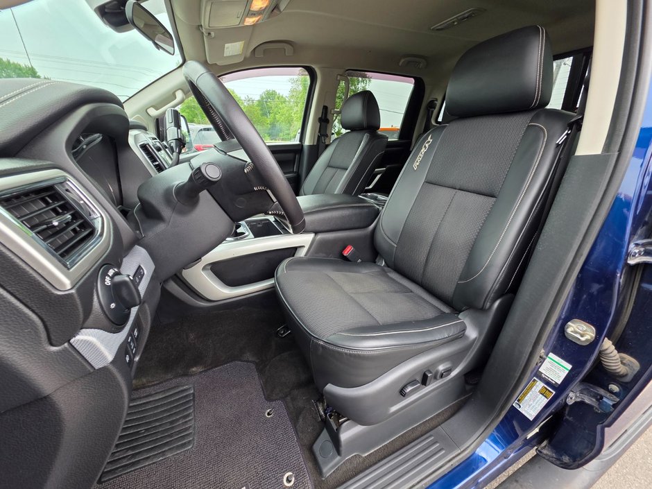 Nissan Titan  2018