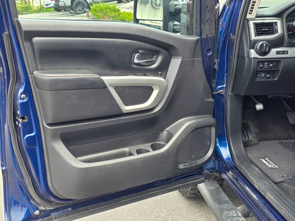 Nissan Titan  2018