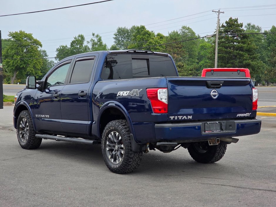 Nissan Titan  2018