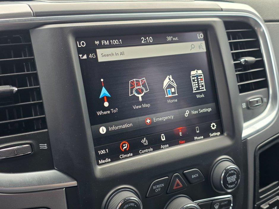 2021 Ram 1500 Classic Warlock Warlock / Navigation / Heated Seats