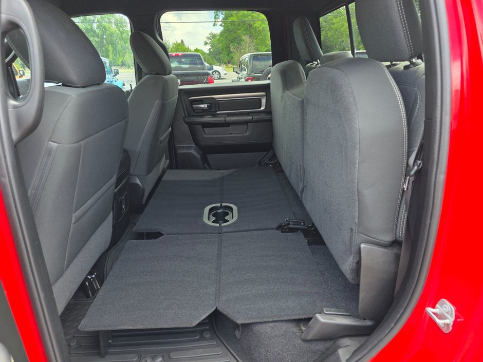 2021 Ram 1500 Classic Warlock Warlock / Navigation / Heated Seats