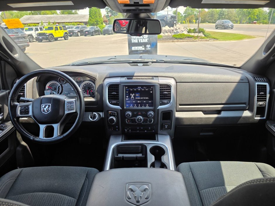 2021 Ram 1500 Classic Warlock Warlock / Heated Seats / Remote Start / Alpine Sou