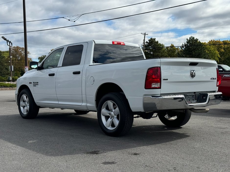 2022 Ram 1500 SLT-1