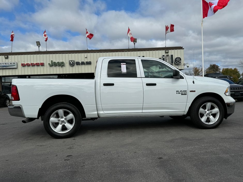 2022 Ram 1500 SLT-2