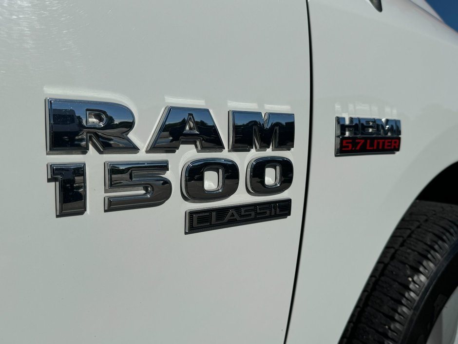 2022 Ram 1500 SLT-6