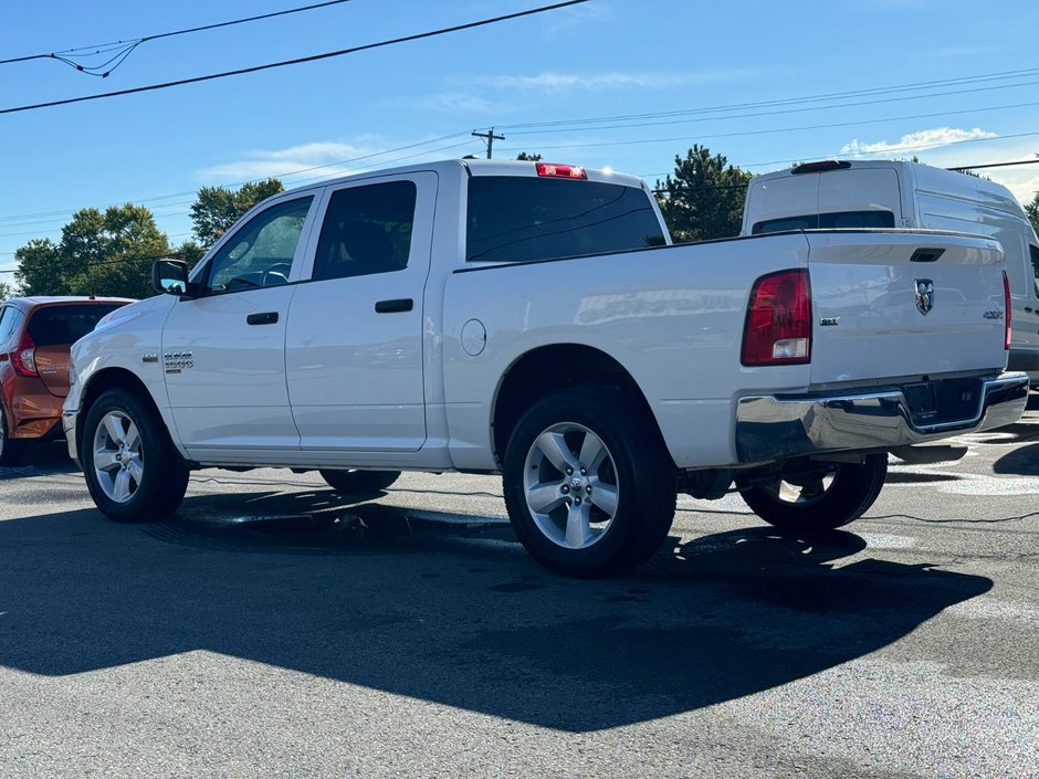 2022 Ram 1500 SLT-1