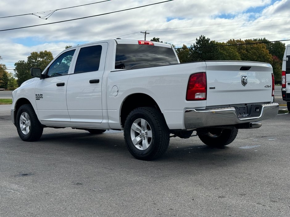 2022 Ram 1500 SLT-1