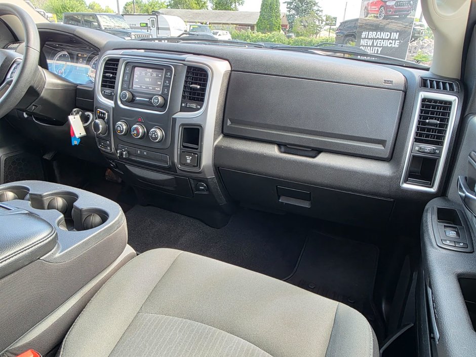 2022 Ram 1500 Classic SLT SLT / Power Driver Seat