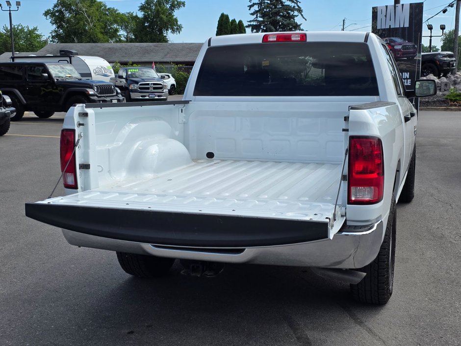2022 Ram 1500 Classic SLT SLT / Power Driver Seat
